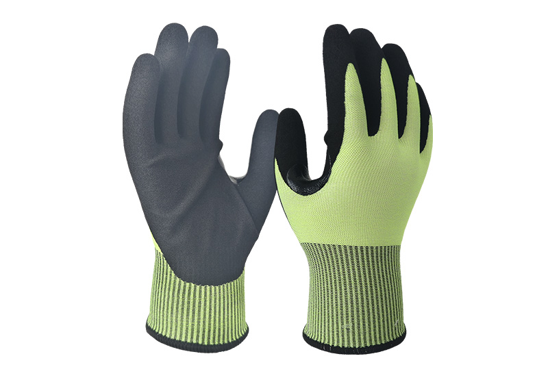 Protección de las manos en trabajos de alta fricción: características a buscar en guantes de alta resistencia